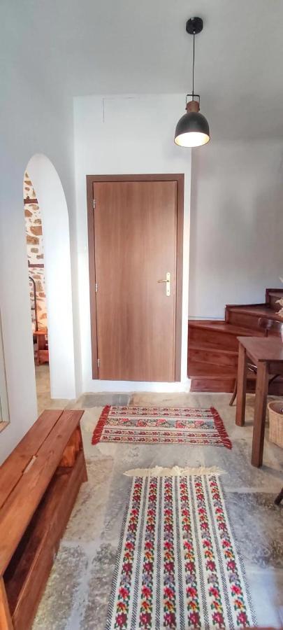 San Lorenzo Cottage - Παραδοσιακά Πέτρινα Δωμάτια Agios Lavrentios Exterior photo