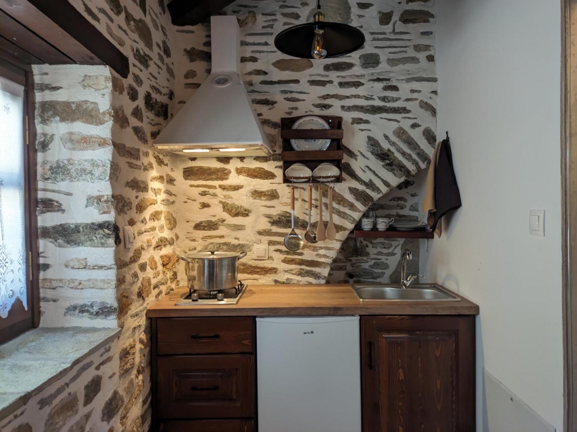 San Lorenzo Cottage - Παραδοσιακά Πέτρινα Δωμάτια Agios Lavrentios Exterior photo